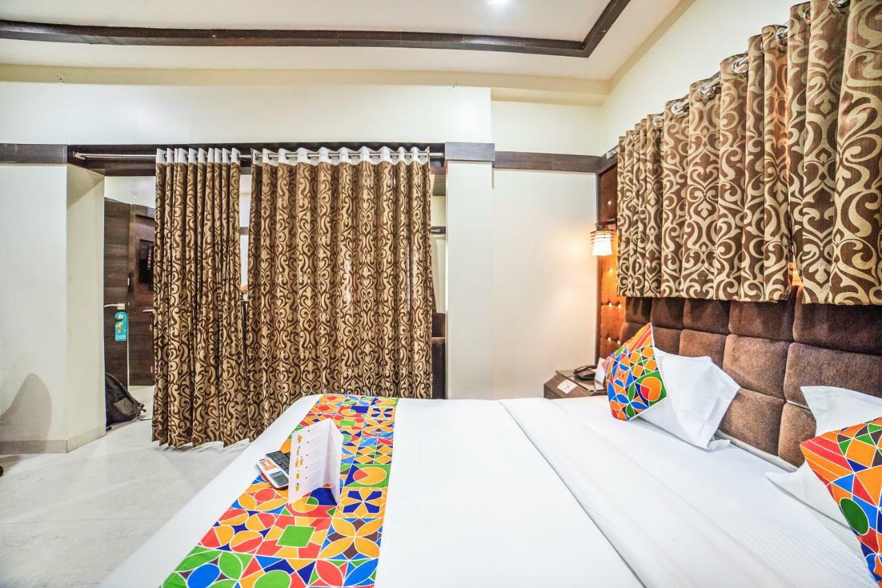 Fabhotel Santoor Geeta Bhawan Square Indore Exterior foto